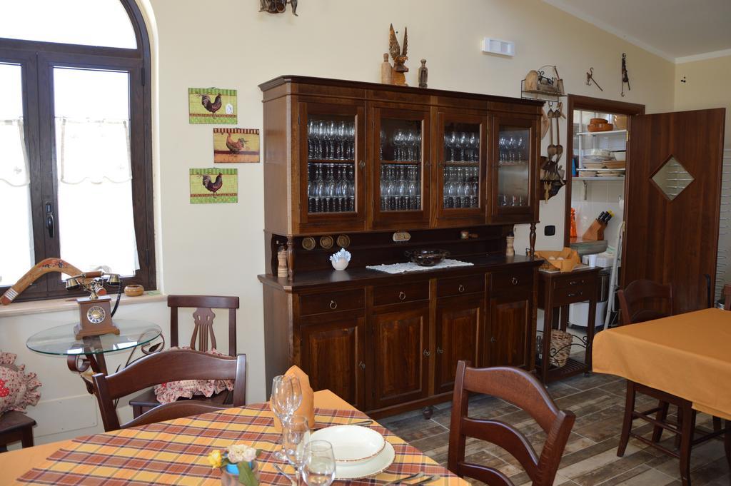 Agriturismo Donna Beatrice Бианко Екстериор снимка